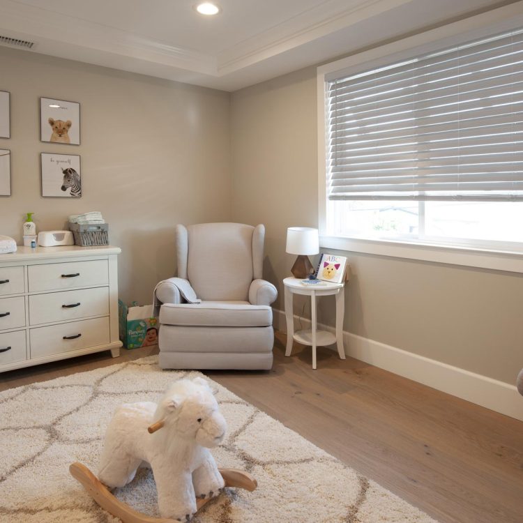 aurora-eco-wood-venetian-blinds-bedroom-white